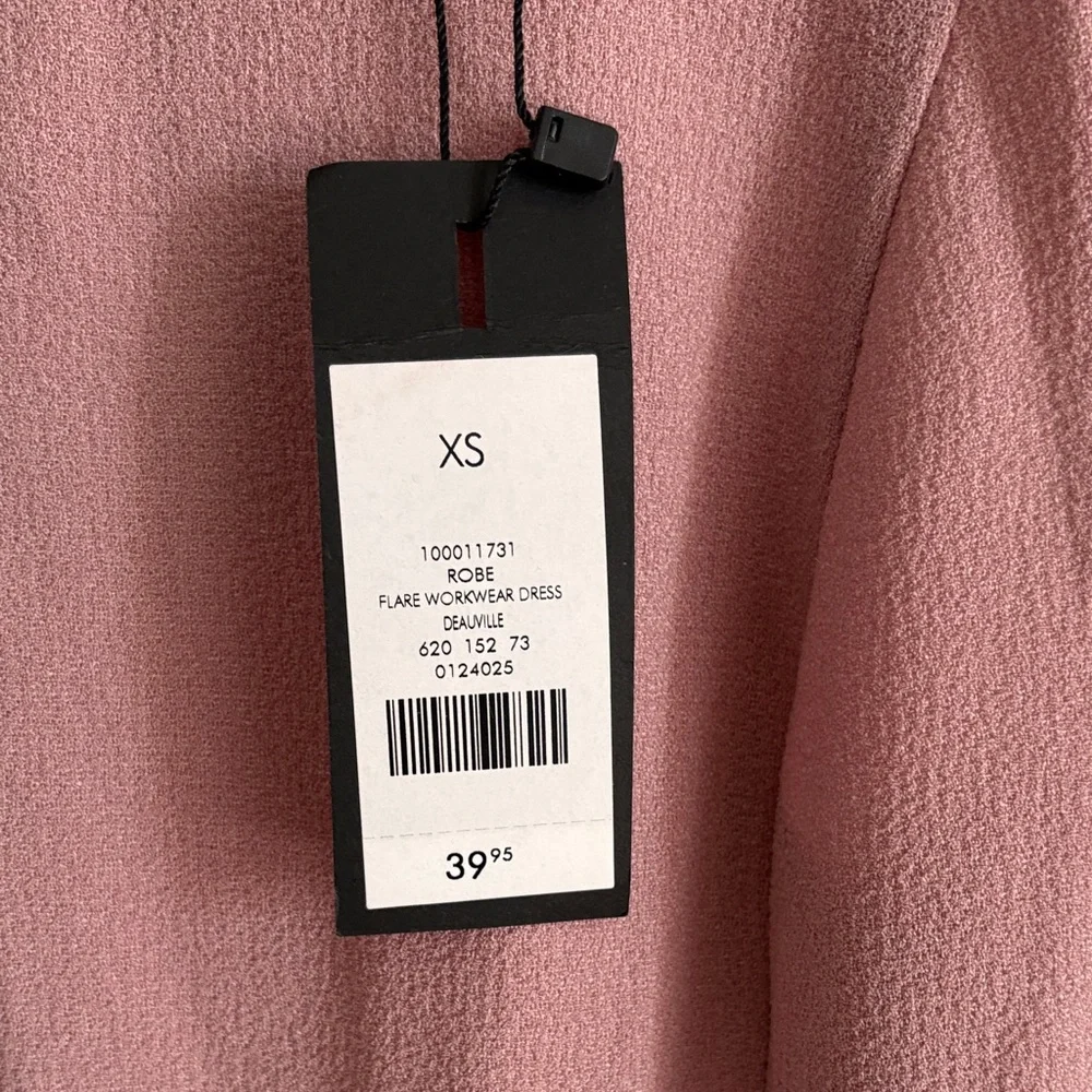 Dynamite Mauve Midi Dress - Picture 2 of 3